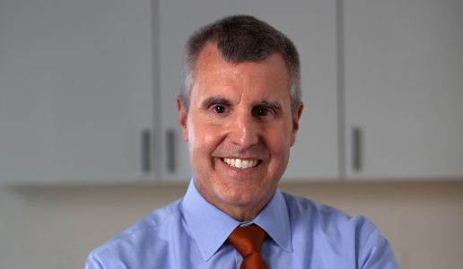 Dr. Ian Tullberg